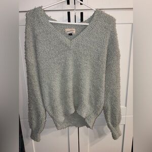 Universal Thread Seafoam Green fuzzy sweater